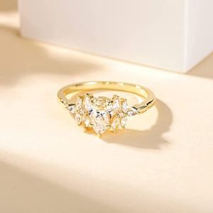 TIGRADE 2mm Engagement Ring for Women 1.5CT Teardrop Cut Cubic Zirconia Ring